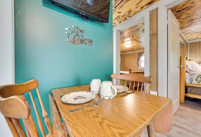 Waterfront Paradise Lake Cottage W/ Private Dock!