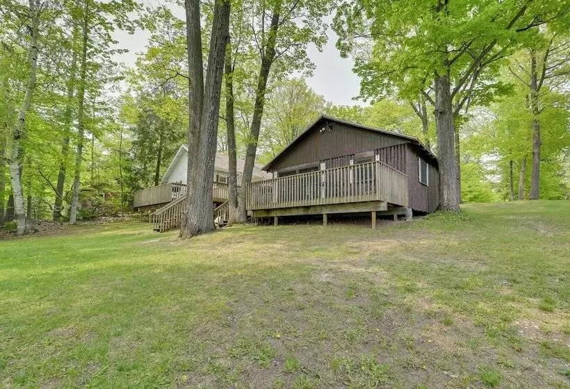 Waterfront Paradise Lake Cottage W/ Private Dock!