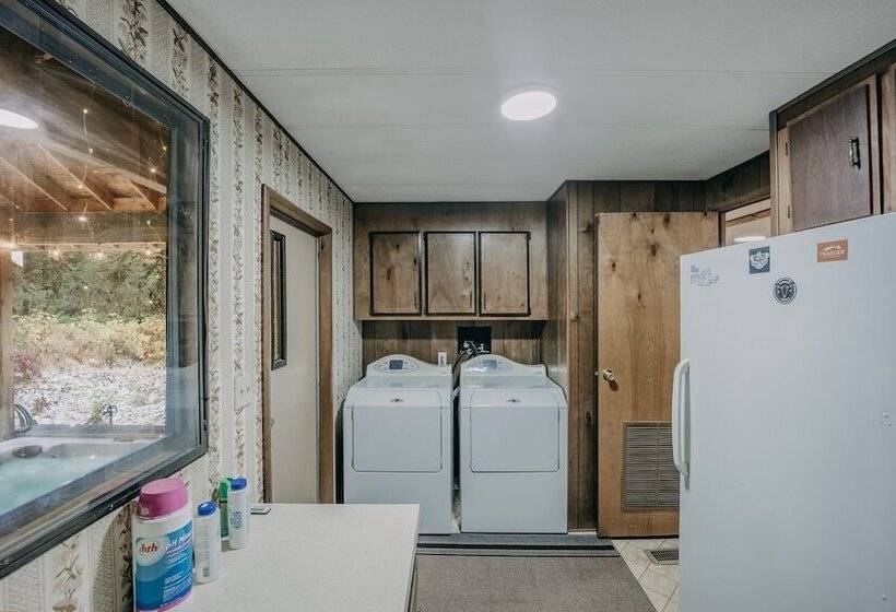 42mf Wifi Hot Tub Bbq