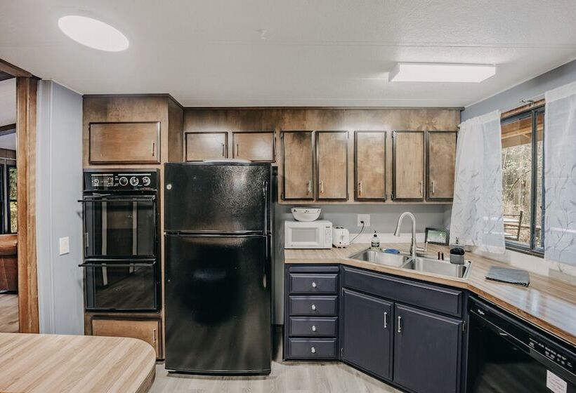 42mf Wifi Hot Tub Bbq