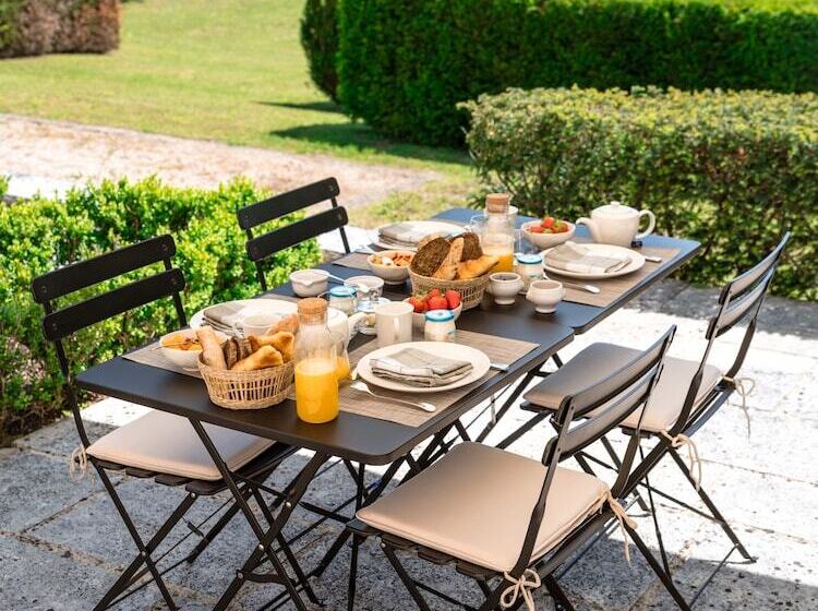 Bed and Breakfast Chambre D Hôtes Château De Lussac