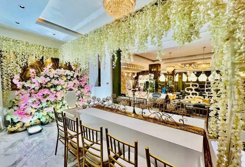 ホテル Base Ethiopia International