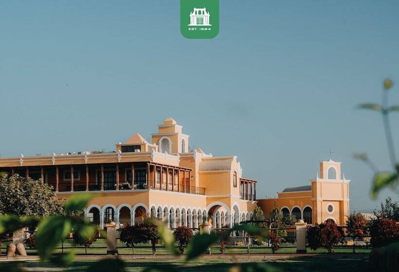 هتل & Hacienda La Caravedo
