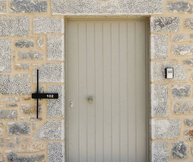 ホテル Margazi Areopolis Luxury Rooms