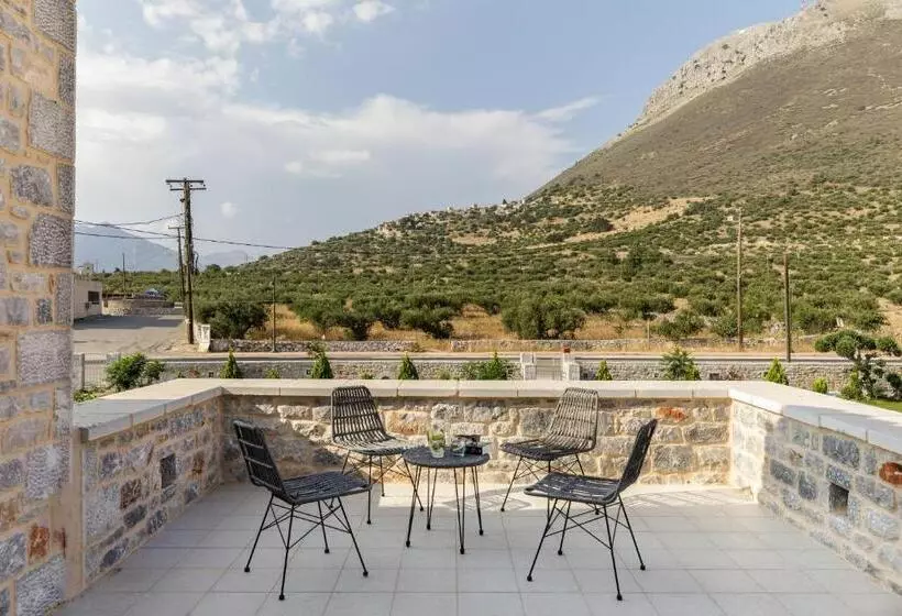 Hotelli Margazi Areopolis Luxury Rooms