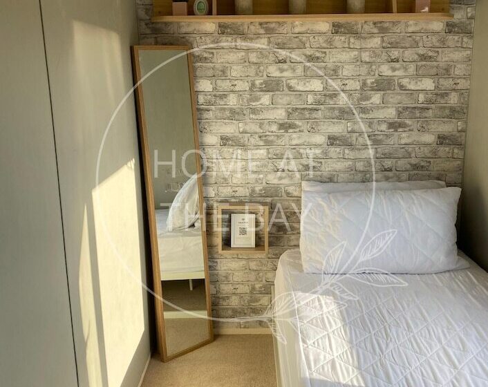 فندق Modern 3 Bed Caravan At Lyons Robinhood In Rhyl