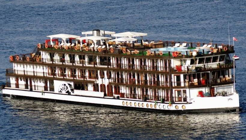 هتل Movenpick Ss Misr. Monday Friday