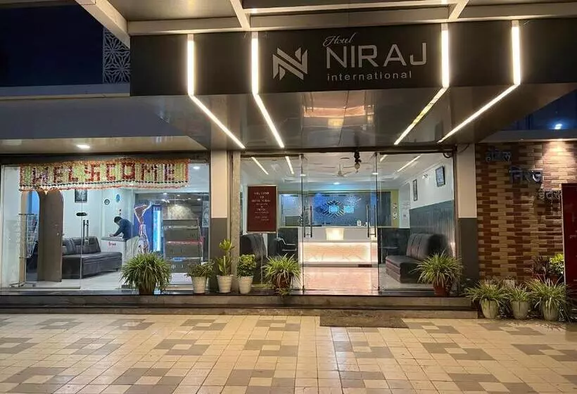 Hotelli Niraj International