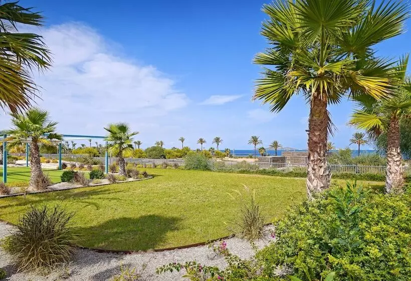 ホテル Occidental Mar Menor