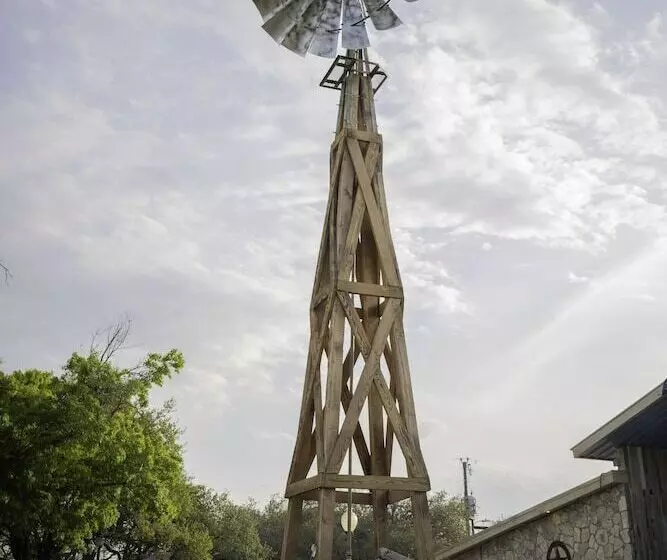 Maaseutuhotelli Y.o. Ranch Headquarters