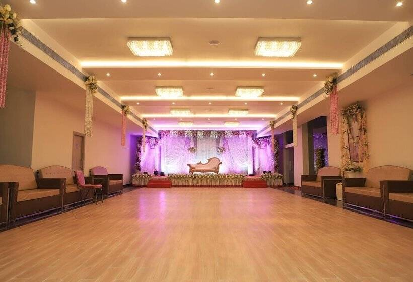 בית מלון כפרי The Creek Boutique Resort & Spa