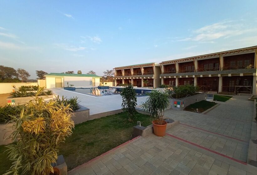 בית מלון כפרי The Creek Boutique Resort & Spa