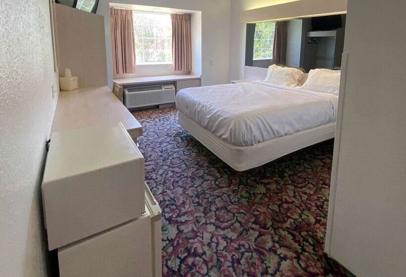 Motel 6 Mcalester, Ok   South