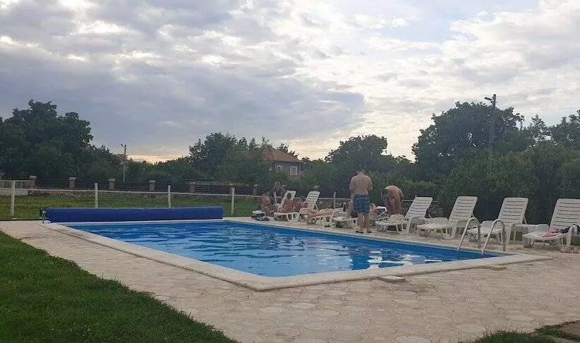 Majatalo Ongal Guest Houses