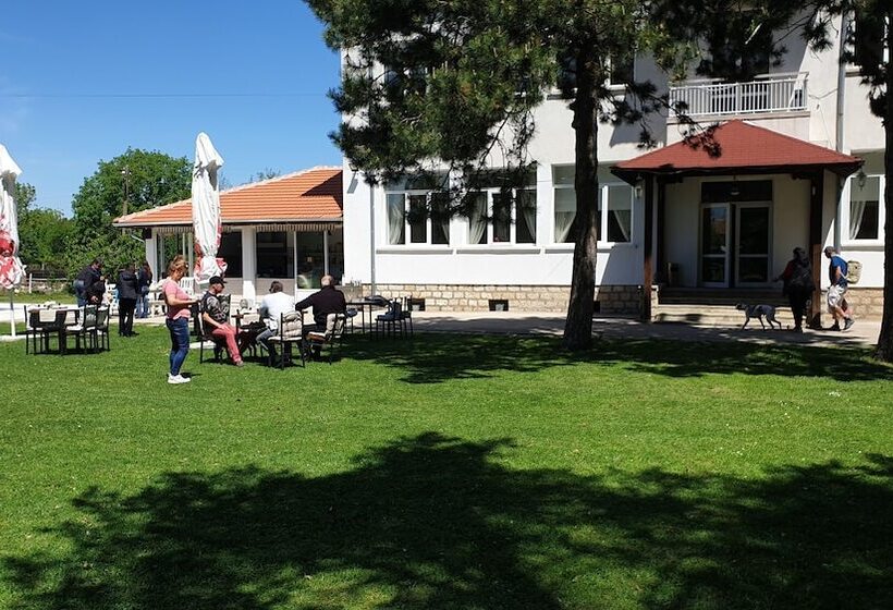 פנסיון Ongal Guest Houses