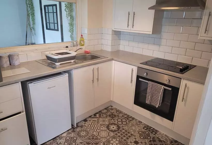 Residenssi Beautiful 3 Bed House In Ramsgate