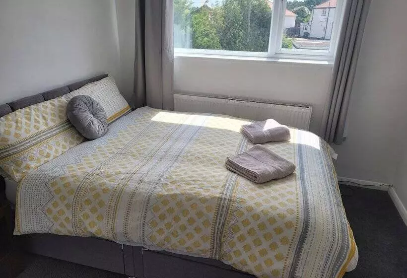 Residenssi Beautiful 3 Bed House In Ramsgate