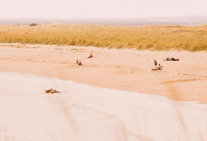 אתר נופש Dornoch Station