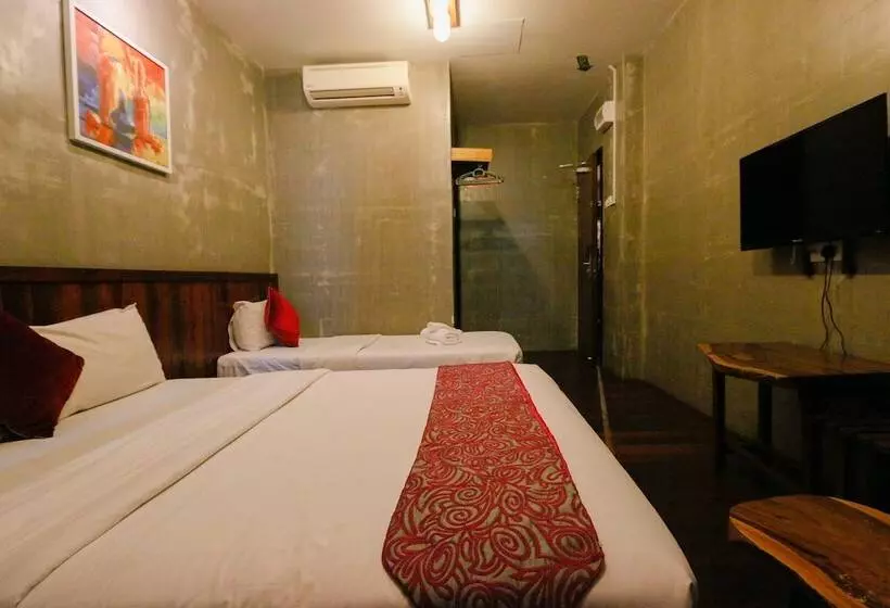 Hotel Anggun