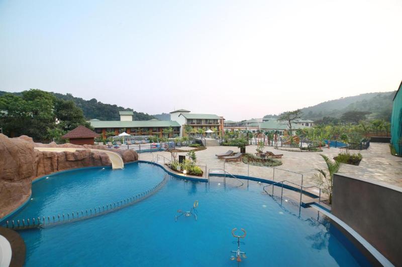 ホテル Club Mahindra Assonora