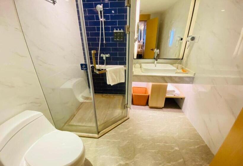 Kyriad Marvelous Hotel Shantou Railway Station