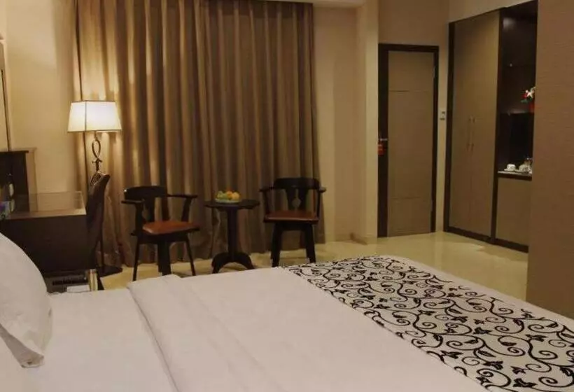 Hotelli Mega Permata