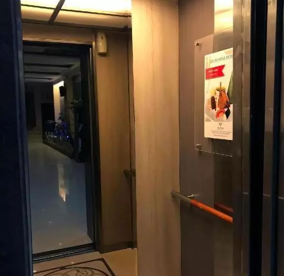 Hotelli Mega Permata