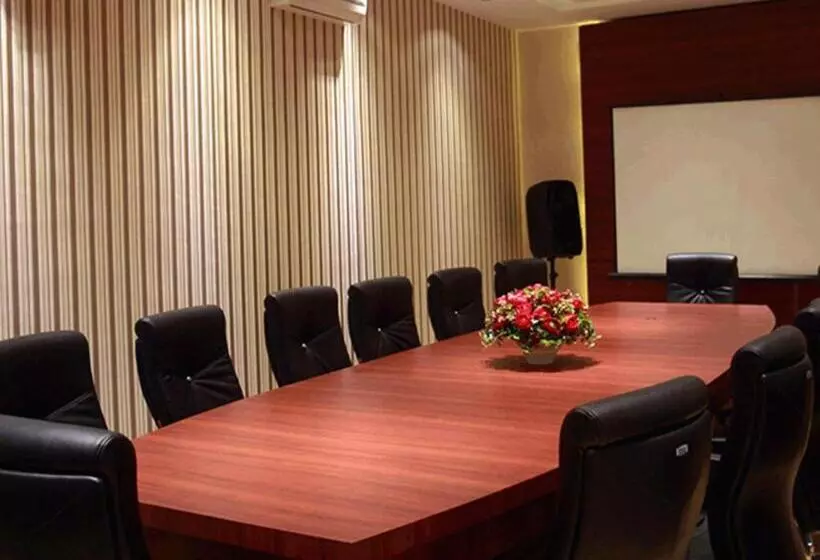 Hotelli Mega Permata