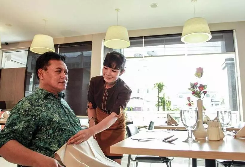 Hotelli Mega Permata