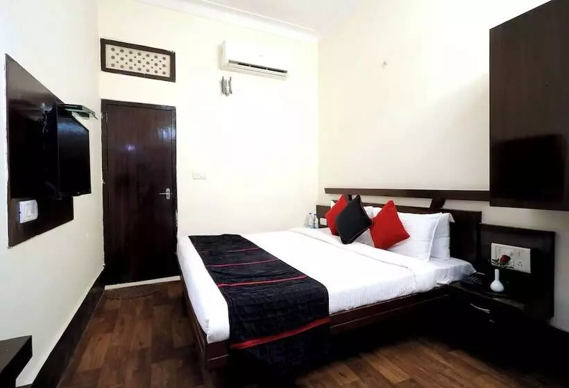 Trpotels Vivek Continental