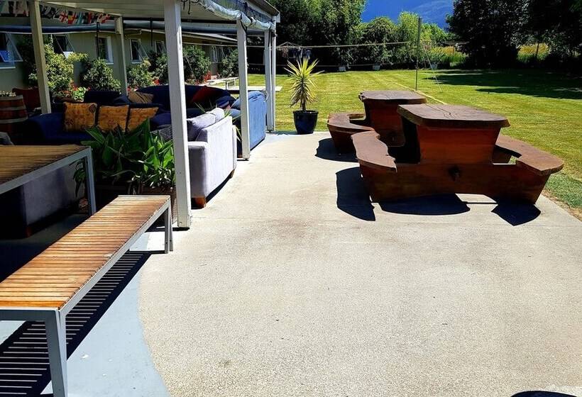 Schronisko Happy Apple Backpackers