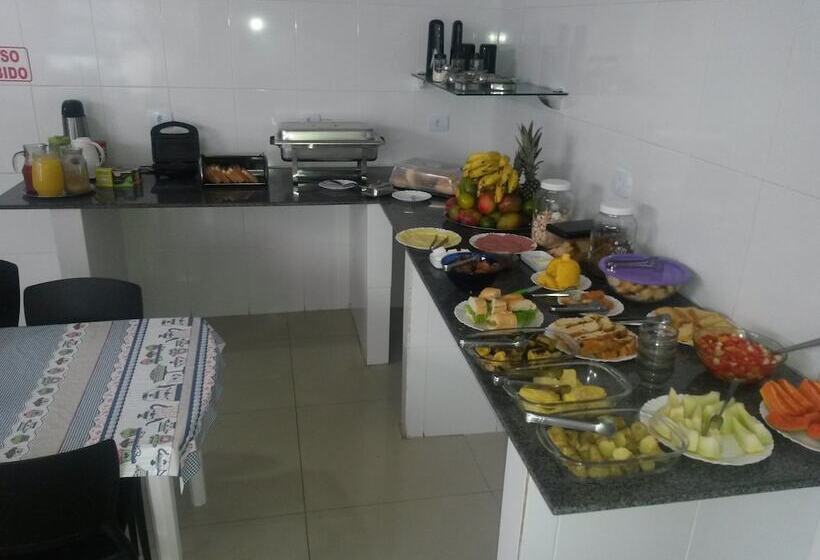 مسافرخانه Pousada Salvador