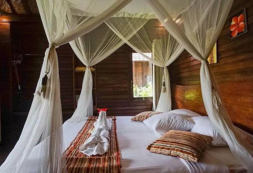 هتل Abian Huts Dream Beach Lembongan