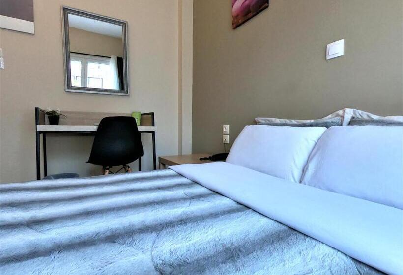 Achillion Hotel Piraeus