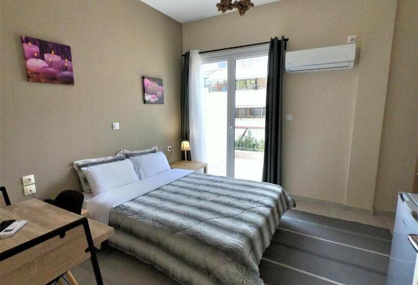 Achillion Hotel Piraeus