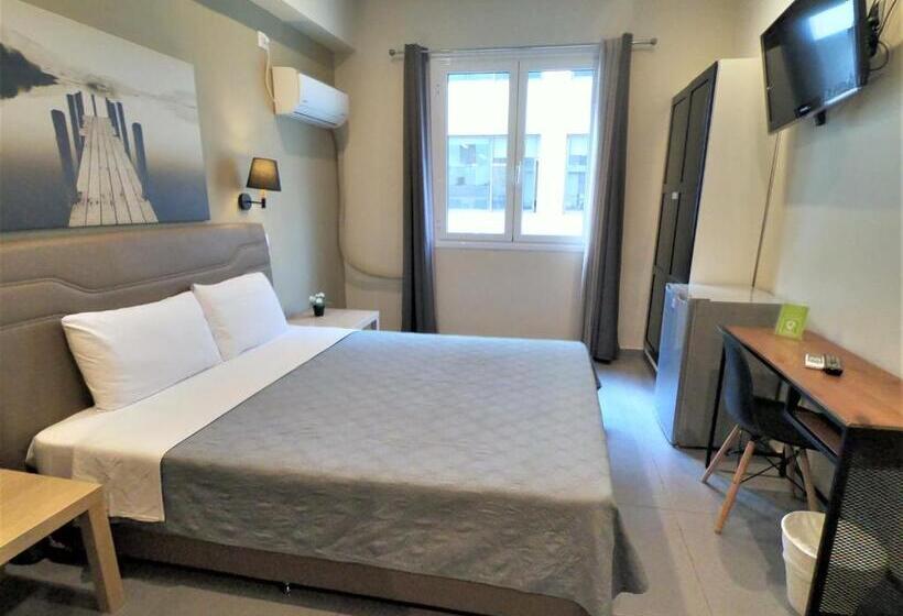 Achillion Hotel Piraeus