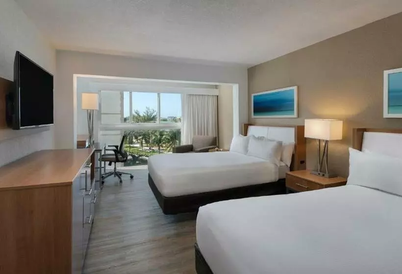 هتل Courtyard By Marriott Nassau Downtown/junkanoo Beach