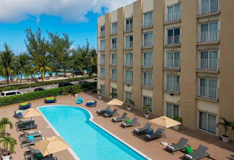 هتل Courtyard By Marriott Nassau Downtown/junkanoo Beach