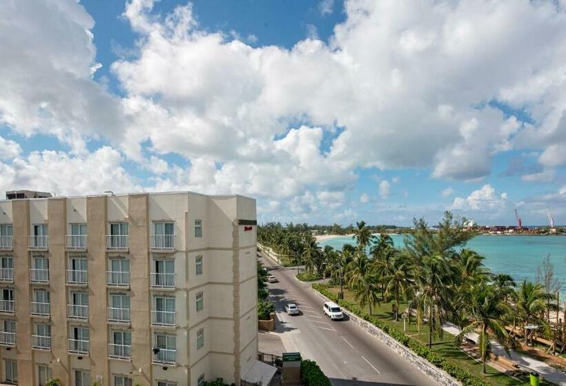 هتل Courtyard By Marriott Nassau Downtown/junkanoo Beach