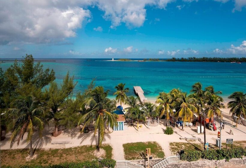 هتل Courtyard By Marriott Nassau Downtown/junkanoo Beach