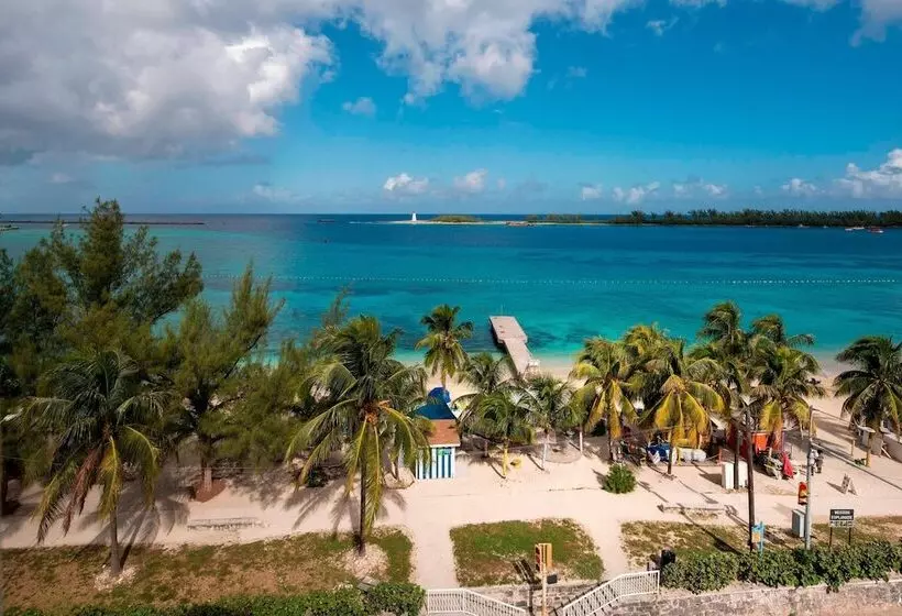 هتل Courtyard By Marriott Nassau Downtown/junkanoo Beach