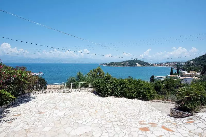 ホテル Dimitrios Apartments