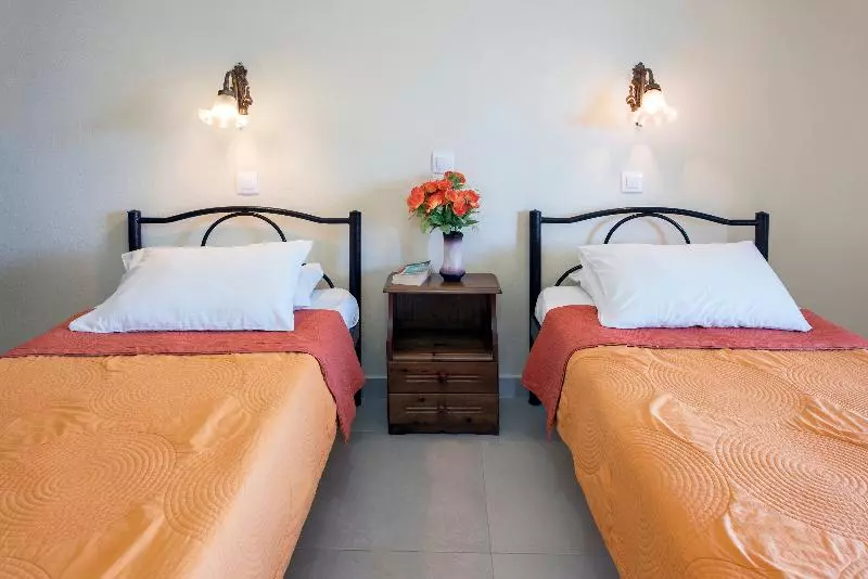 ホテル Dimitrios Apartments