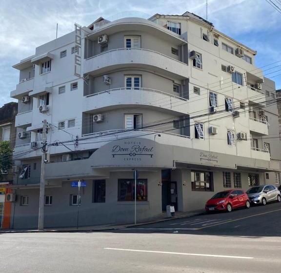 酒店 Dom Rafael Express