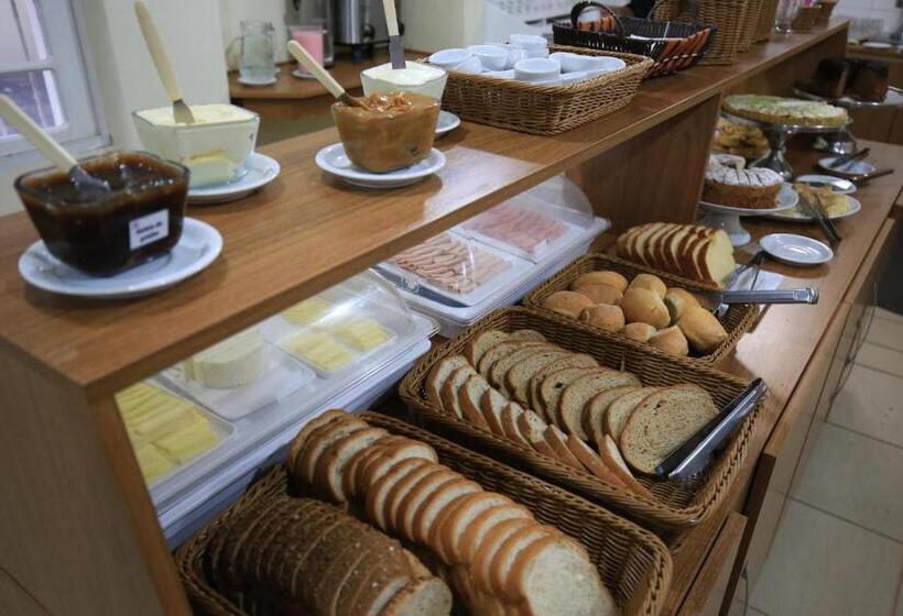 酒店 Dom Rafael Express