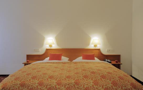 Отель Hofgut Sternen Goethehaus