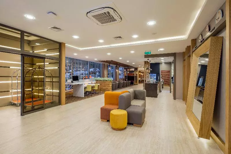 هتل Holiday Inn Antalya   Lara, An Ihg