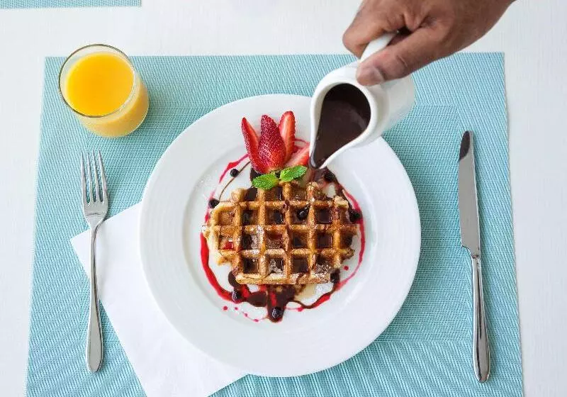 ホテル Ibis Styles Sharjah