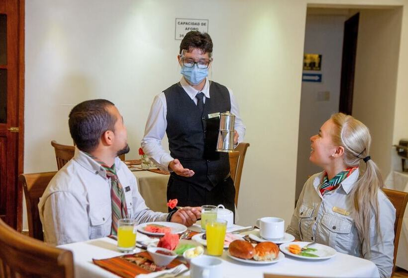 Hotel Intiwatana El Tambo