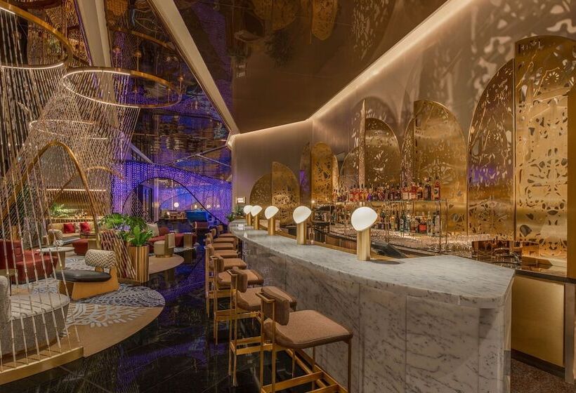 هتل W Macau   Studio City